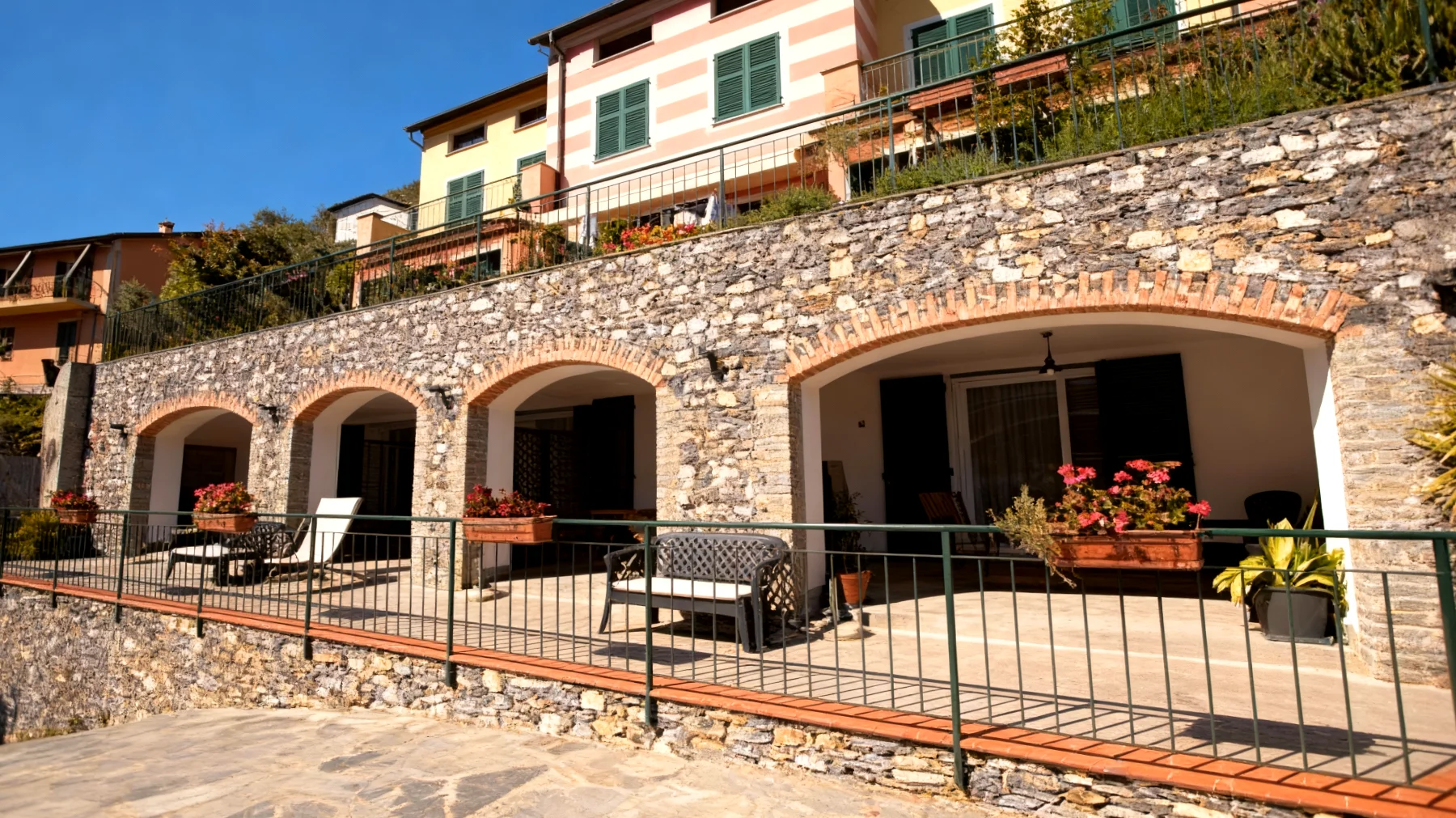 Un posto al sole 2025-12-26T10:38:45.295Z"